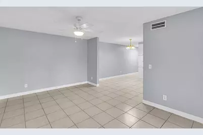 333 SE Martin Avenue #1-a, Stuart, FL 34996 - Photo 8