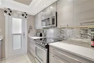 505 N Riverside Dr, Pompano Beach, FL 33062 - Photo 4