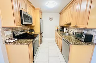 310 Grantham A, Deerfield Beach, FL 33442 - Photo 6