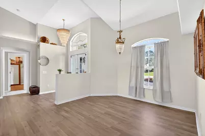 544 SE Nome Drive, Port Saint Lucie, FL 34984 - Photo 8