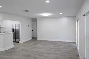 2613 SW Natura Ave, Deerfield Beach, FL 33441 - Photo 6