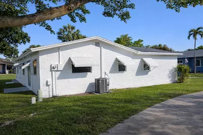 2613 SW Natura Avenue, Deerfield Beach, FL 33441 - Photo 2