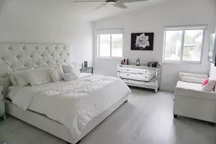 15604 SW 16th Ct, Pembroke Pines, FL 33027 - Photo 4