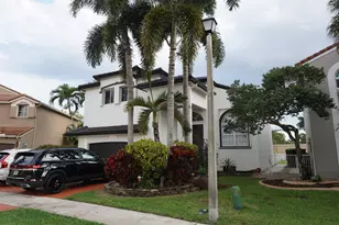 15604 SW 16th Ct, Pembroke Pines, FL 33027 - Photo 2