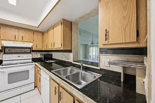 6525 S Oriole Blvd, Delray Beach, FL 33446 - Photo 4