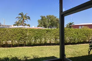 17 Golfs Edge, West Palm Beach, FL 33417 - Photo 12