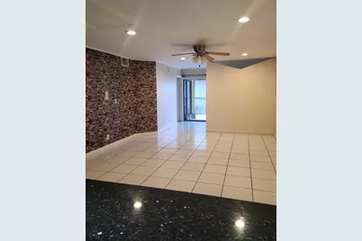 2977 NW Riverside Drive #202, Coral Springs, FL 33065 - Photo 4