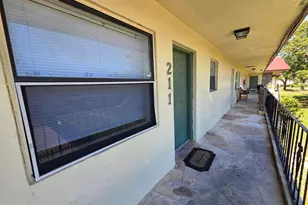 4760 NW 24th Ct, Lauderdale Lakes, FL 33313 - Photo 16