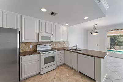 148 Middlebury Drive, Jupiter, FL 33458 - Photo 10