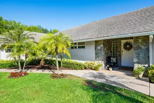 8811 Pinion Dr, Wellington, FL 33467 - Photo 2