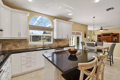 236 Sparrow Point, Jupiter, FL 33458 - Photo 10