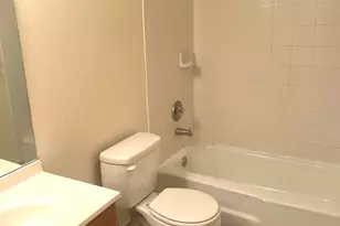 1100 SE 4th Ave, Deerfield Beach, FL 33441 - Photo 16