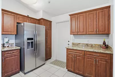 7930 Lake Sands Drive, Delray Beach, FL 33446 - Photo 10