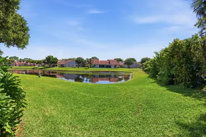 7930 Lake Sands Drive, Delray Beach, FL 33446 - Photo 24