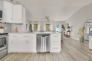 2824 NW 6th Ave, Wilton Manors, FL 33311 - Photo 28