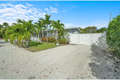 2824 NW 6th Avenue, Wilton Manors, FL 33311 - Photo 1