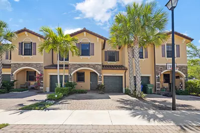 5504 NW 27th Street, Margate, FL 33063 - Photo 2