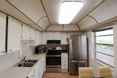 101 SE 3rd Avenue #605, Dania Beach, FL 33004 - Photo 10