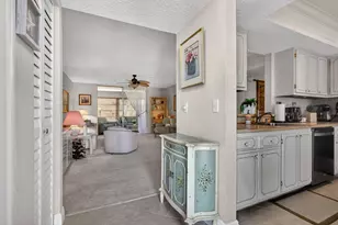 9 Willowbrook Ln, Delray Beach, FL 33446 - Photo 4