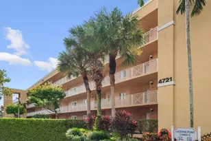 4721 E Lucerne Lakes Blvd E, Lake Worth, FL 33467 - Photo 1
