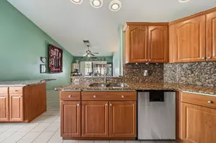 5197 Rosen Blvd, Boynton Beach, FL 33472 - Photo 8