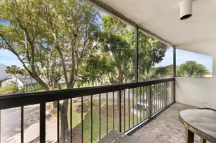 1832 Bridgewood Dr, Boca Raton, FL 33434 - Photo 8