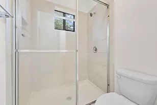 4222 N Dixie Hwy, Oakland Park, FL 33334 - Photo 24