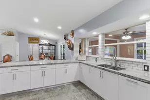 11481 Tangerine Blvd, The Acreage, FL 33412 - Photo 14