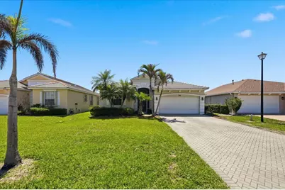399 SW Lake Forest Way, Port Saint Lucie, FL 34986 - Photo 4