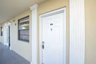 3515 Village Blvd, West Palm Beach, FL 33409 - Photo 4