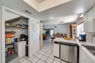 7 Ann Lee Ln, Tamarac, FL 33319 - Photo 24