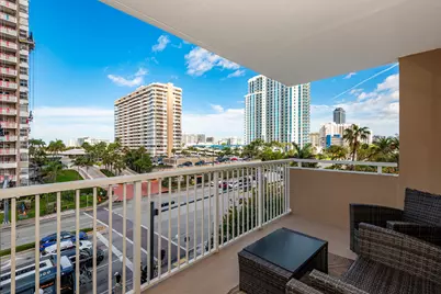 [Address not provided], Hallandale Beach, FL 33009 - Photo 18