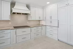 8810 S Sea Oaks Way, Vero Beach, FL 32963 - Photo 16