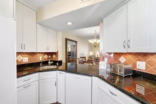 116 Lake Emerald Dr, Oakland Park, FL 33309 - Photo 6