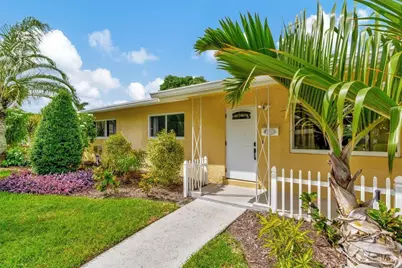 925 NE 25th Avenue, Pompano Beach, FL 33062 - Photo 2
