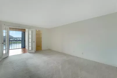 5344 Woodland Lakes Drive #323, Palm Beach Gardens, FL 33418 - Photo 12