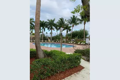 3549 Forest Hill Boulevard #25, Palm Springs, FL 33406 - Photo 4