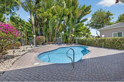 8111 Hampton Wood Drive, Boca Raton, FL 33433 - Photo 24