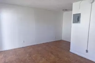 628 SW 4th St, Belle Glade, FL 33430 - Photo 8