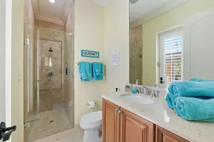 2221 NE 48th Ct, Lighthouse Point, FL 33064 - Photo 16