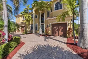 2221 NE 48th Ct, Lighthouse Point, FL 33064 - Photo 2