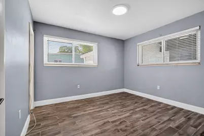 353 Shady Lane Road, Palm Springs, FL 33461 - Photo 28