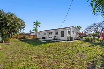 1713 Roy Drive, West Palm Beach, FL 33415 - Photo 14