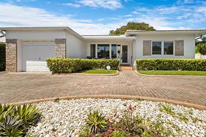 1555 71st Street, Miami Beach, FL 33141 - Photo 1