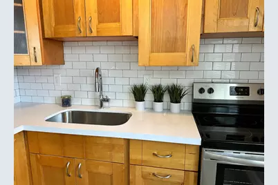 110 SE 7th Street #4, Hallandale Beach, FL 33009 - Photo 6