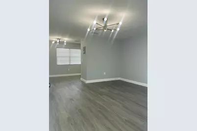 110 SE 7th Street #4, Hallandale Beach, FL 33009 - Photo 2