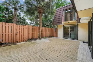 6068 SE Riverboat Dr, Stuart, FL 34997 - Photo 10