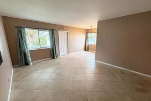 136 Coventry, West Palm Beach, FL 33417 - Photo 2
