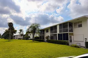 136 Coventry, West Palm Beach, FL 33417 - Photo 1