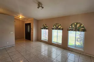 8403 SE Pettway St, Hobe Sound, FL 33455 - Photo 4
